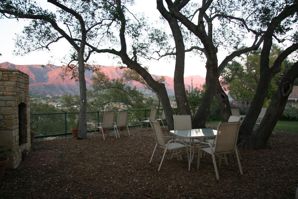 Ojai Retreat & Inn エクステリア 写真
